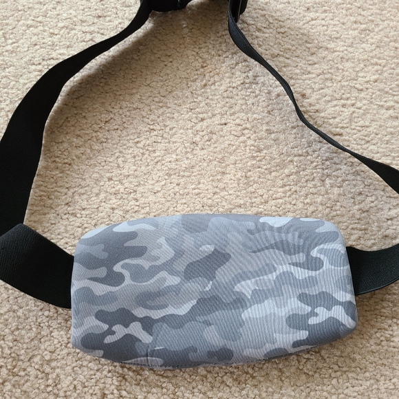 Belt bag - Picture 2 of 2